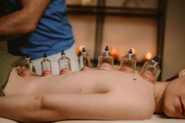cupping tharapy