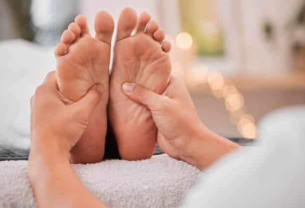 feet massage
